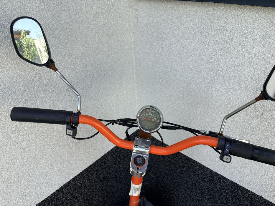 Scuter electric Street 20 cu scaun – BATERIE NOUĂ, funcțional