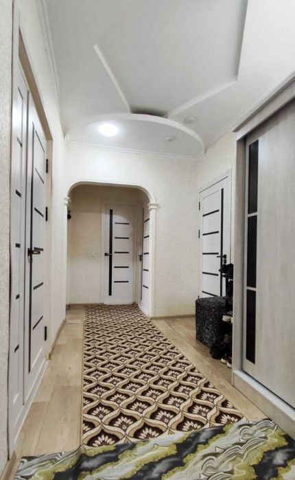 Продаётся квартира 4/5/5 в сергели-3, улучшеная планировка