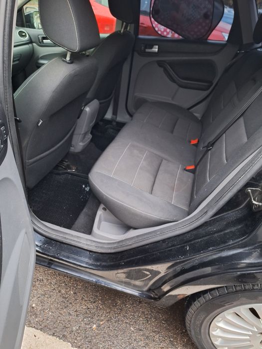FORD Focus 0 — imagine 5