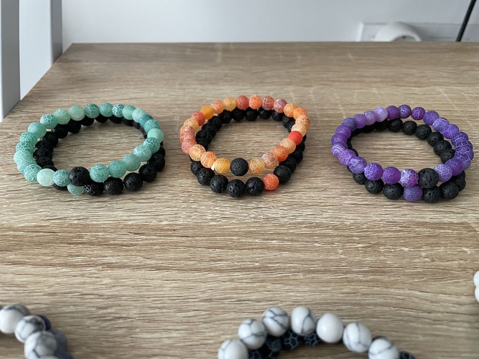 Мъжки гривни различни видове