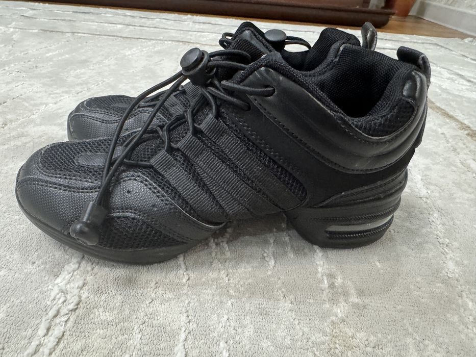 Продам джазовки для танцев