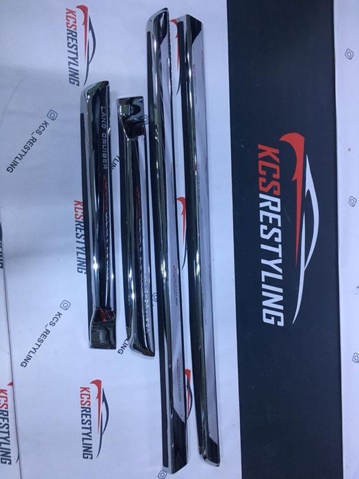 Молдинг двери TLC 200