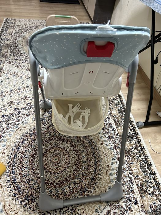 Продам стульчик для кормления