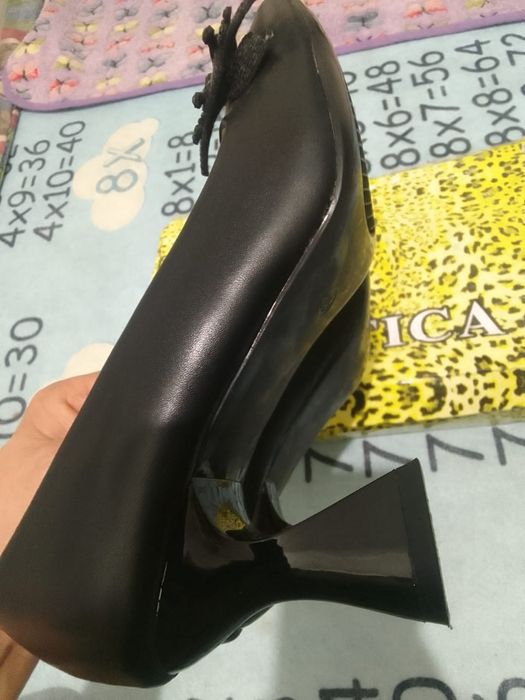 Продаю туфли чёрные