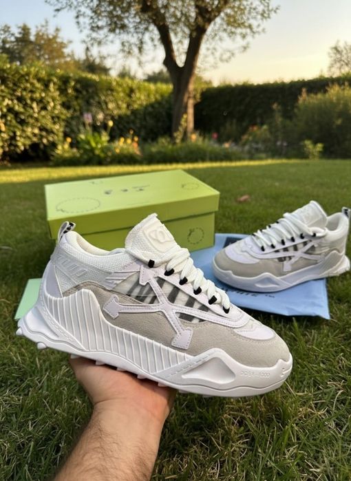 Off White Odsy Alb - Full Box