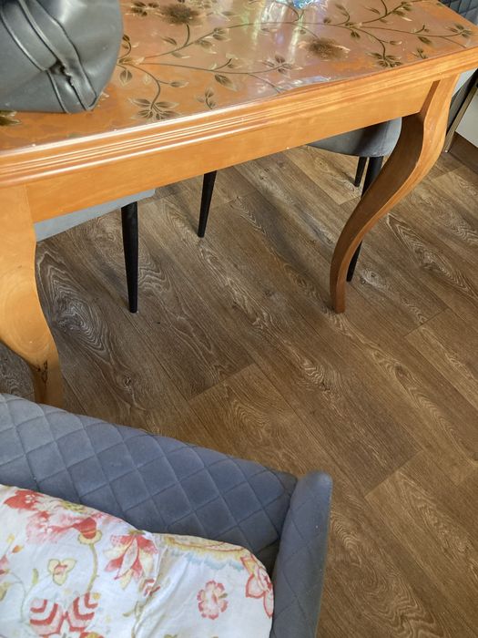 Разтегателна трапезна маса