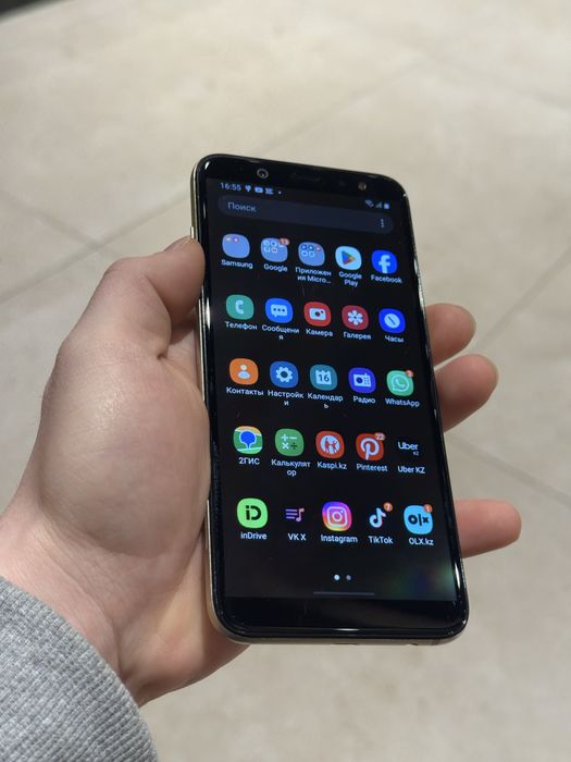 Самсунг А6.   32гб