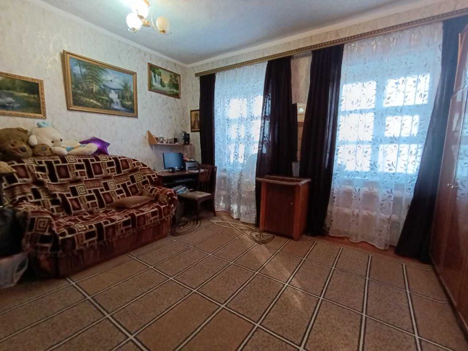 Продается 3 комн дом в центре города