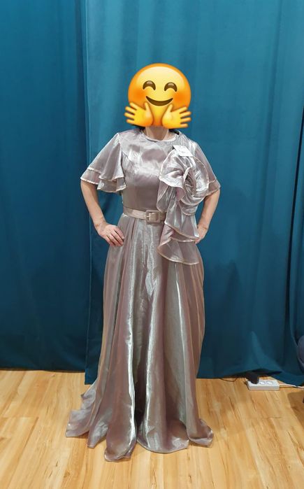 Продам вечерние платья