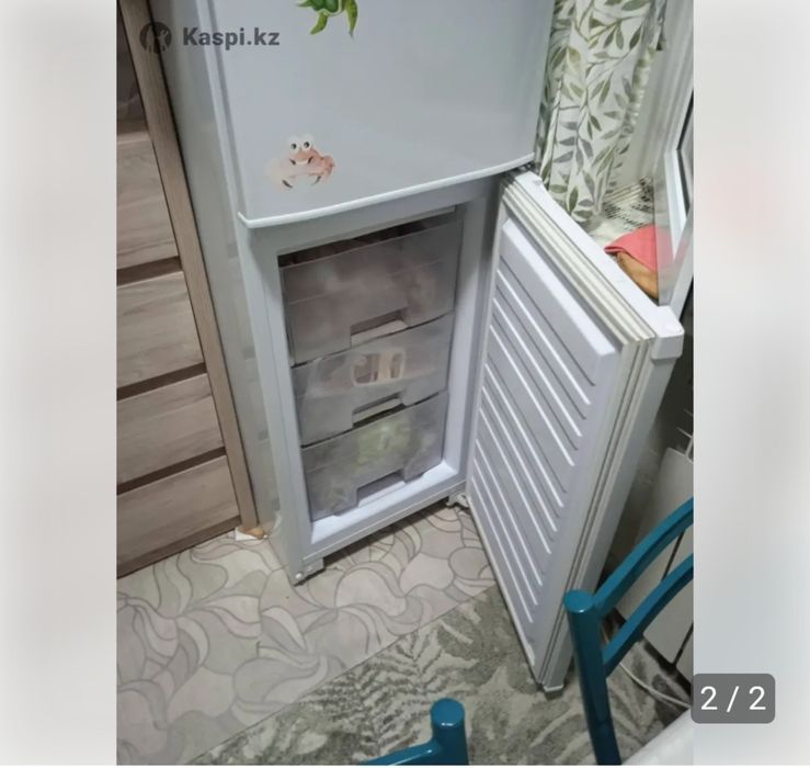 Холодильник Бирюса