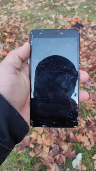 Redmi 5plus +2телфон запчасть все
