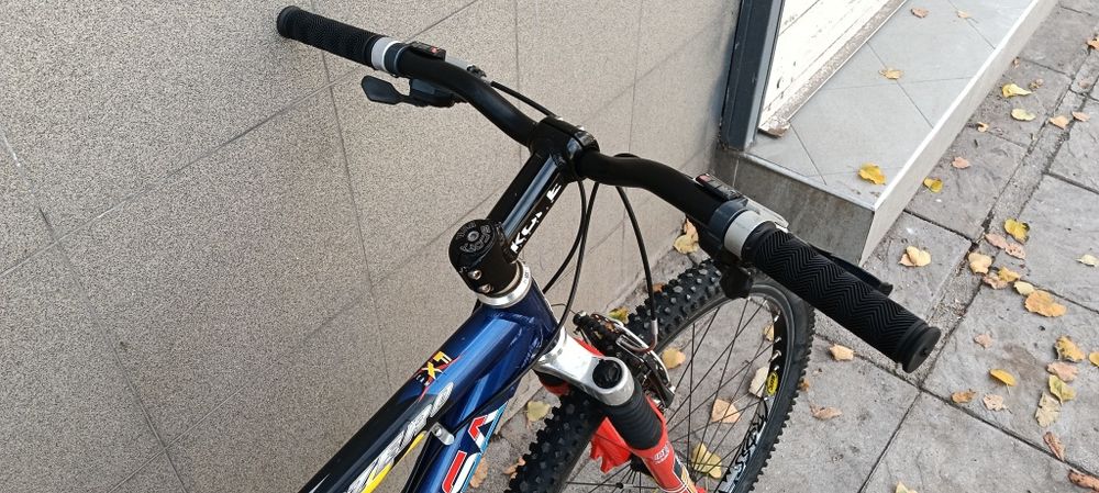 Продавам алуминиев велосипед Scott 26 цола,47см рамка