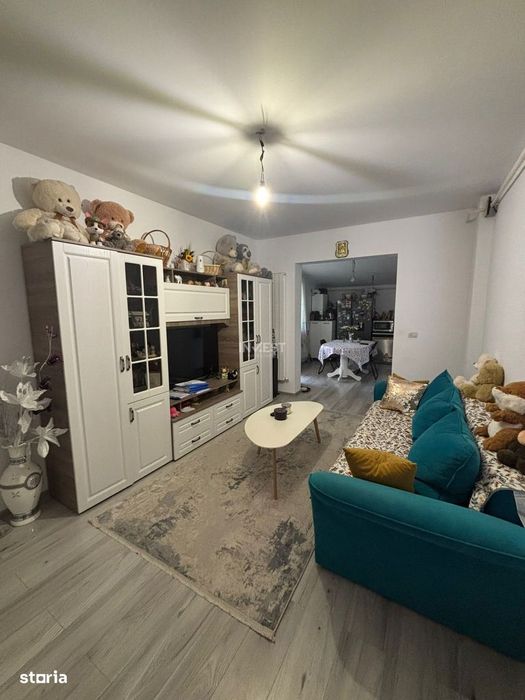 Apartament Cu 3 Camere, 89 Mp De Curte , Capat Cug