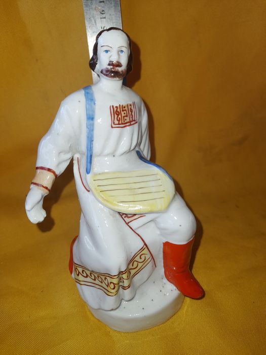 Советские фарфоровые статуэтки