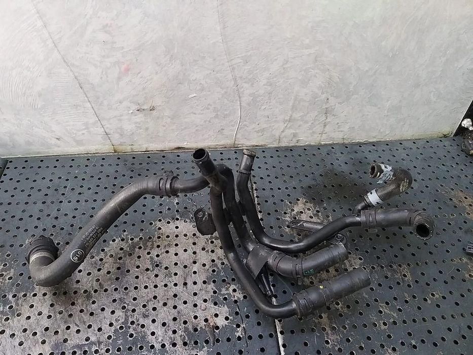 Furtunuri conducta apa 2.0 tdi vw golf 7 04l121064af 5q0122101gj