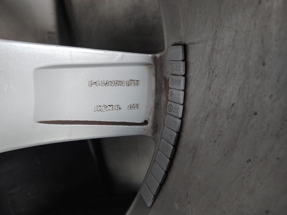 Джанти 20" с летни гуми "Falken"