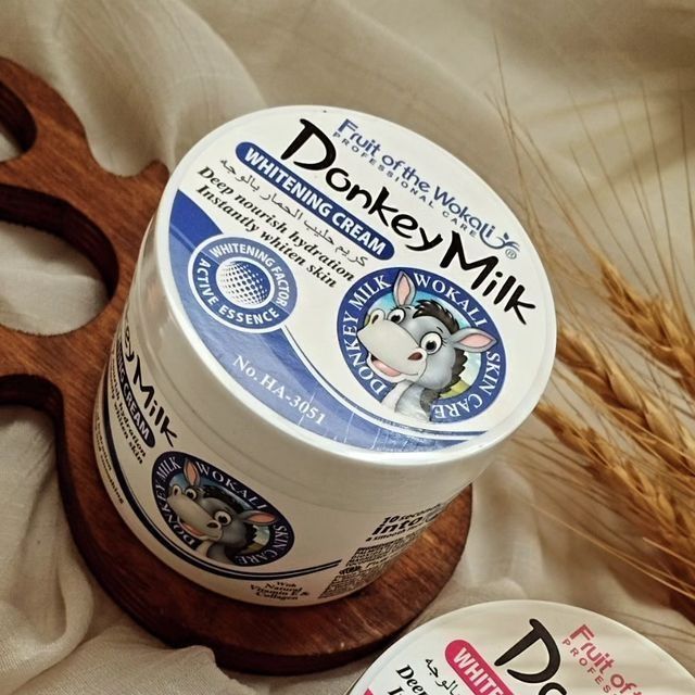 Избелващ и хидратиращ крем за лице с магарешко мляко
Fruit of the Woka