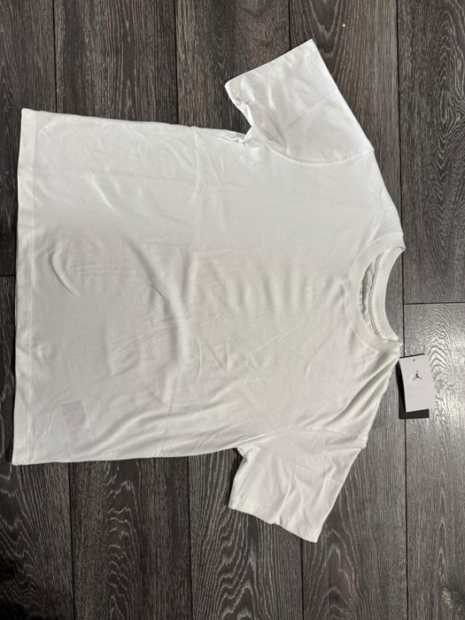Tricou Jordon nou cu eticheta marime  L