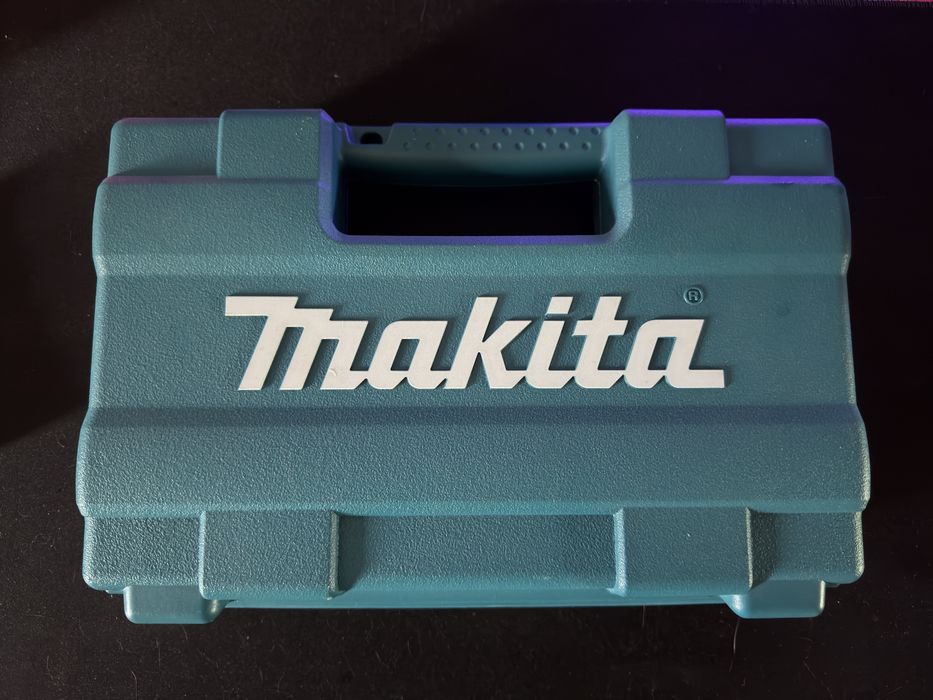 Surubelnita Makita DF001D