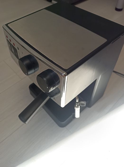 Машина за кафе- за мляно кафе Еспресо кафе