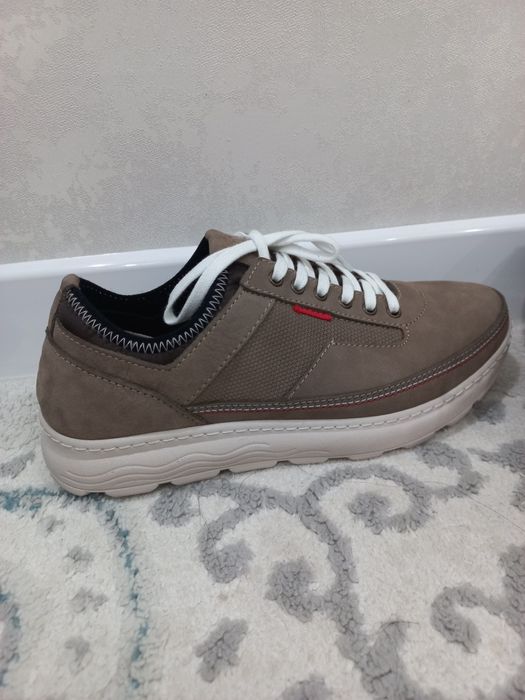 Продаются мужские кожанные кросовки 40 размера  Премиум