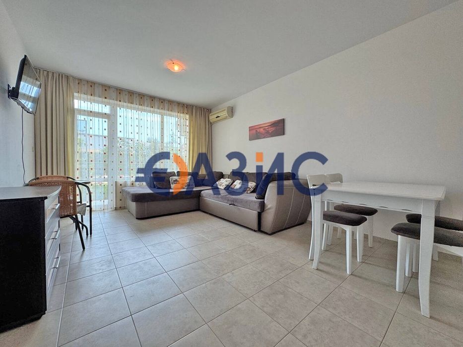 Продава се Двустаен апартамент в к.к. Слънчев бряг - 66 кв.м за 1114 €/кв.м - Снимка #3