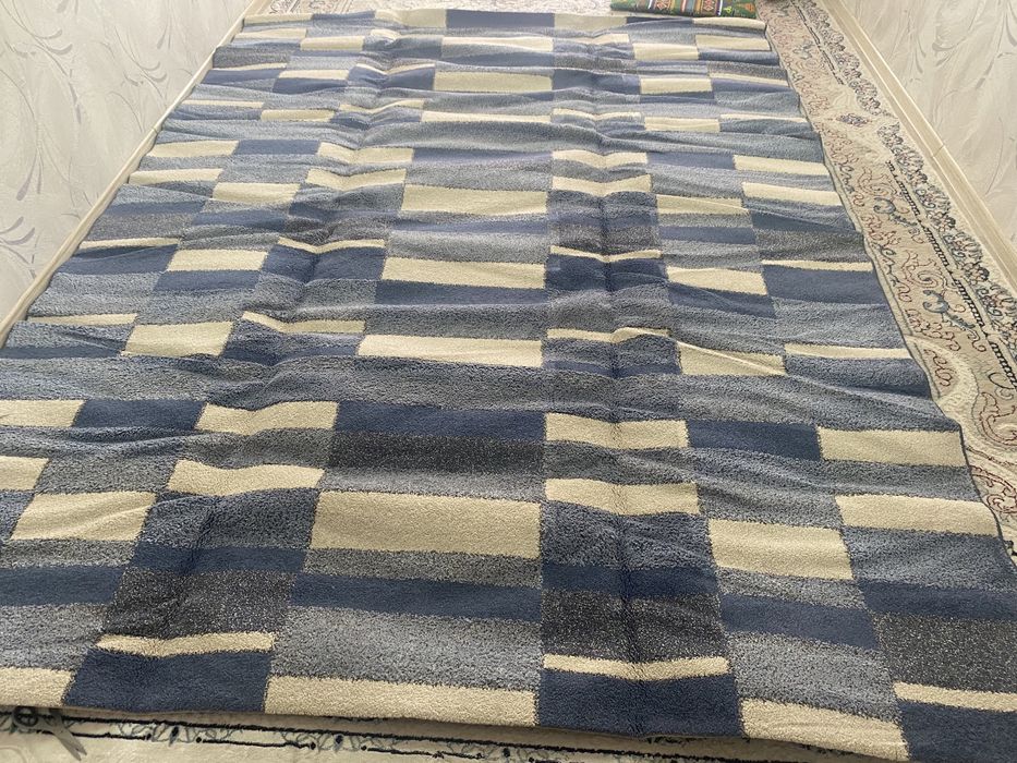 Продается ковер