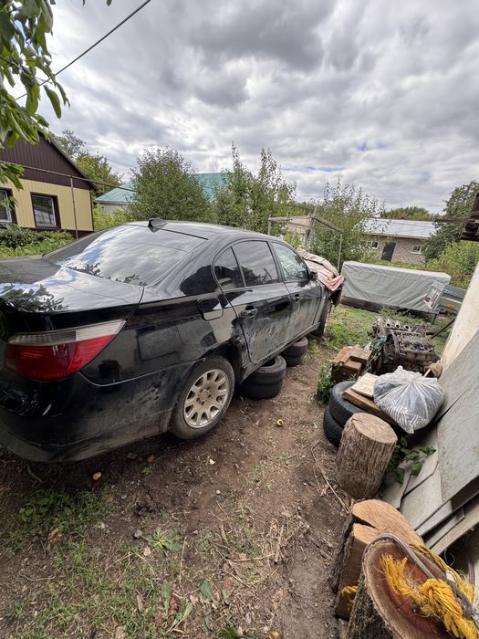 продам на запчасти бмв е60