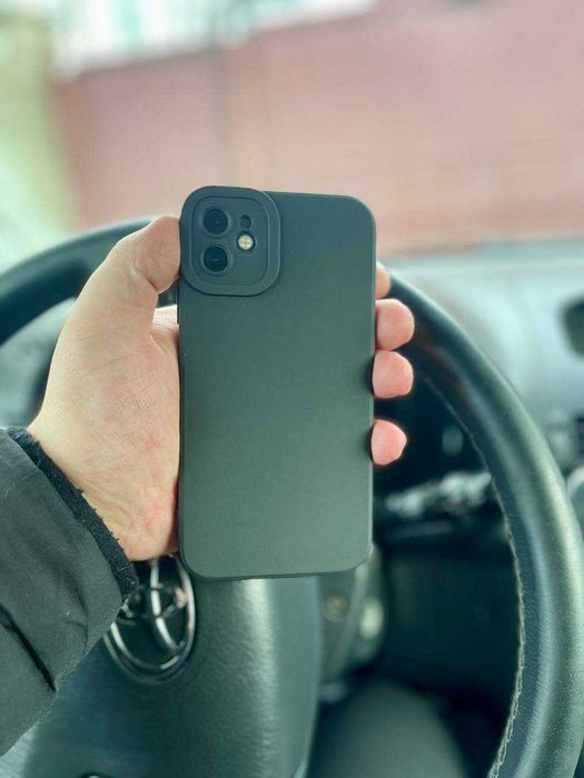 Продам iphone 11 black