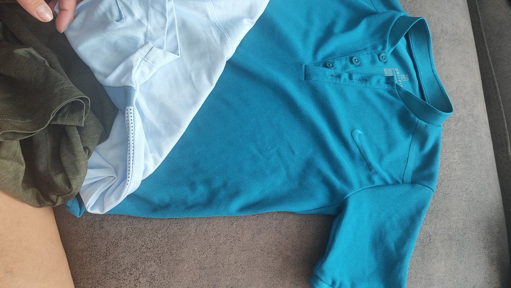 Тениски къс ръкав