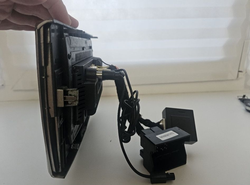 Продам автомагнитолу Android