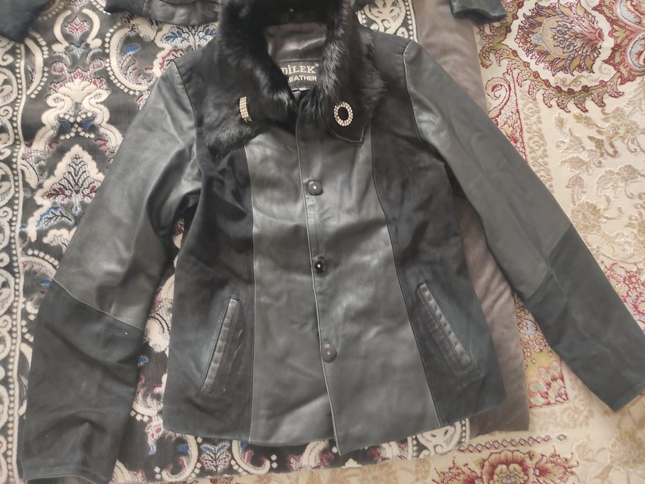 Продается кожаная турецкая куртка с замшевыми вставками