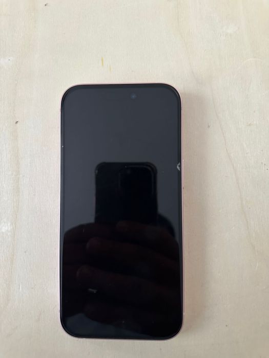 IPhone 15 сатылады