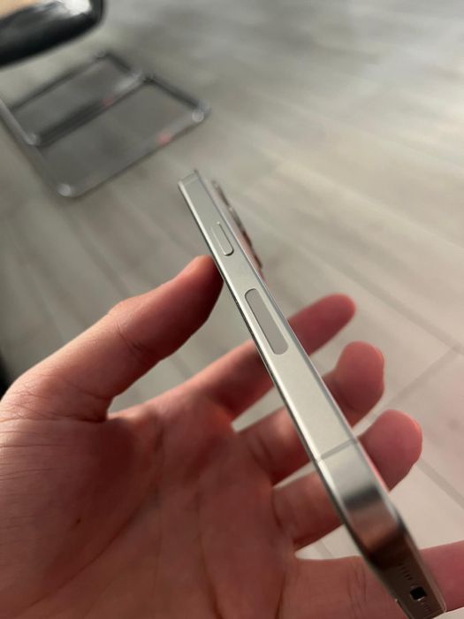 iPhone 15 Pro 128BG eSim