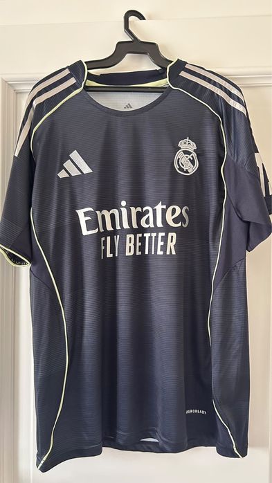Tricou real madrid