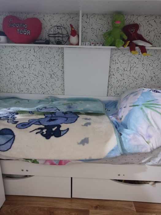Детская двухъярусная кровать