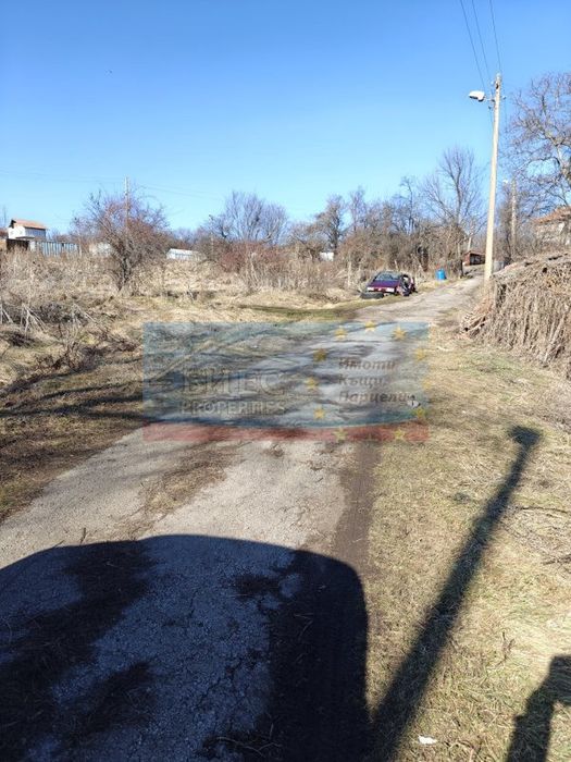 Парцел - 526 м2 в с. Николаево