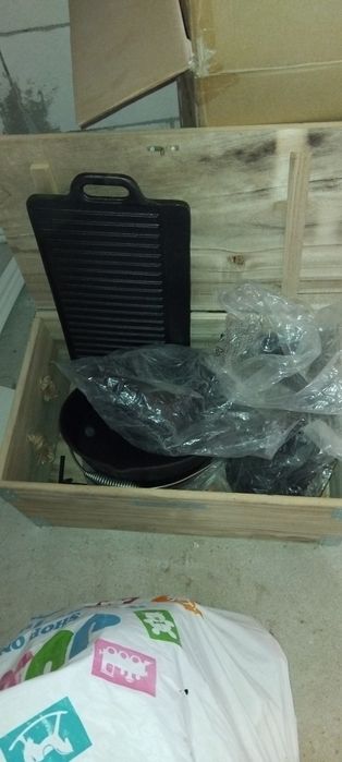 Set haif7cesc din fonta ideal pentru  picnic