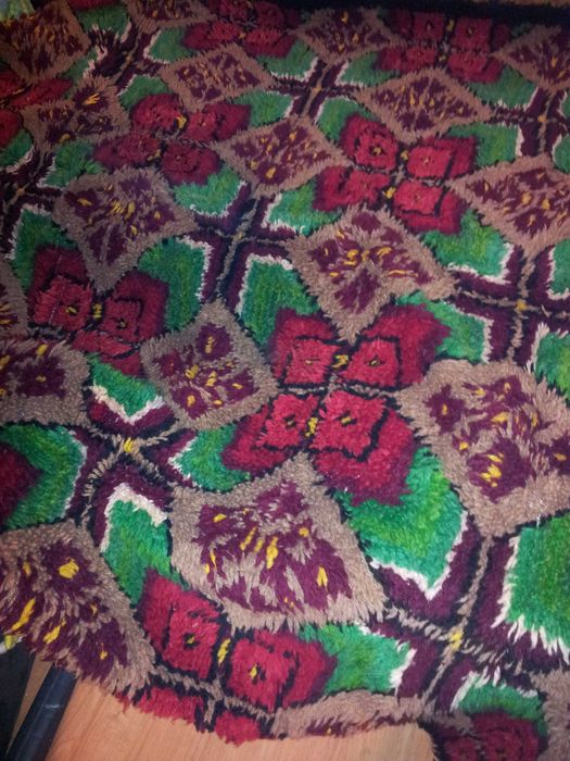 Китеник цветен 100% вълна и ръчно тъкан