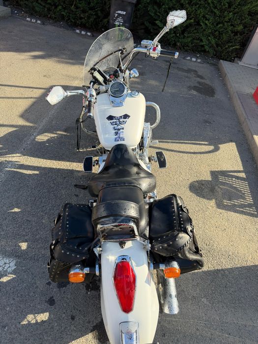 Honda shadow 750
