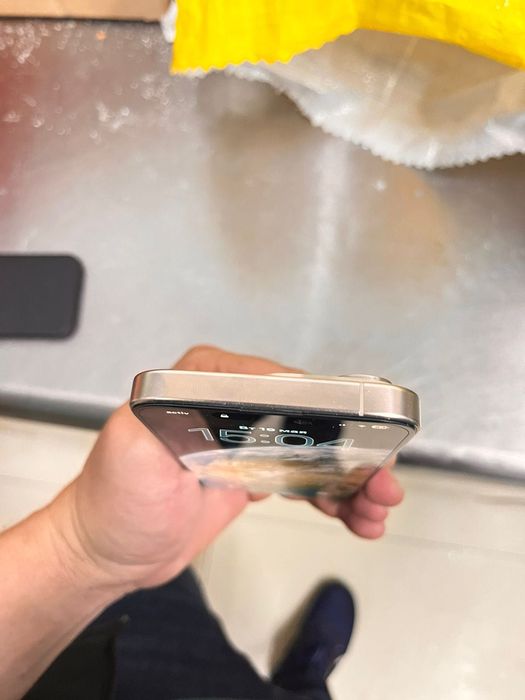 Iphone 15 pro продам