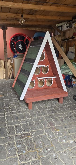 Casuta pt caini sau pisici
