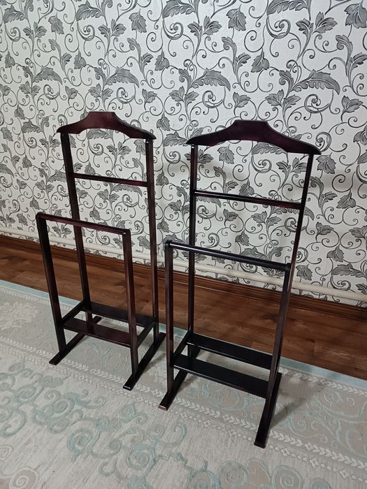 Напольная вешалка