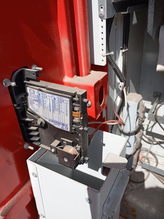 Платежный терминал Qiwi