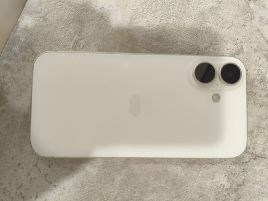 Продам Айфон 16 128gb 94%