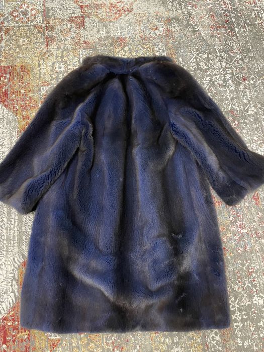 Продам норковую шубу