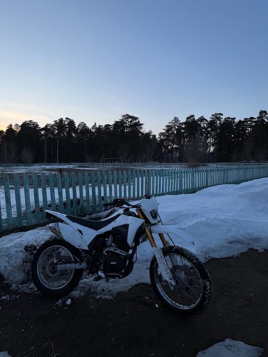 Эндуро 250 кубов