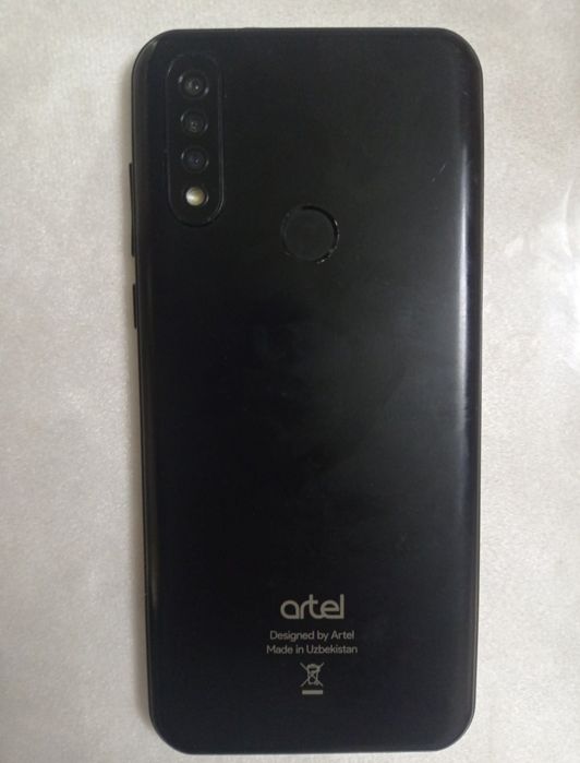 Artel premium 4/64Gb yaxshi xolatda