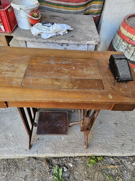 Крачна шевна машина Naumann