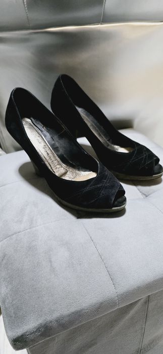 Pantofi piele intoarsa